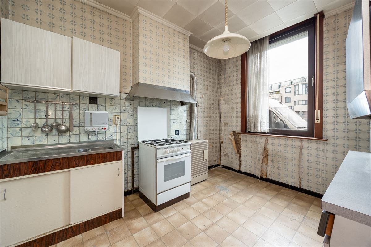 Te renoveren woning met tuin op toplocatie in Mechelen