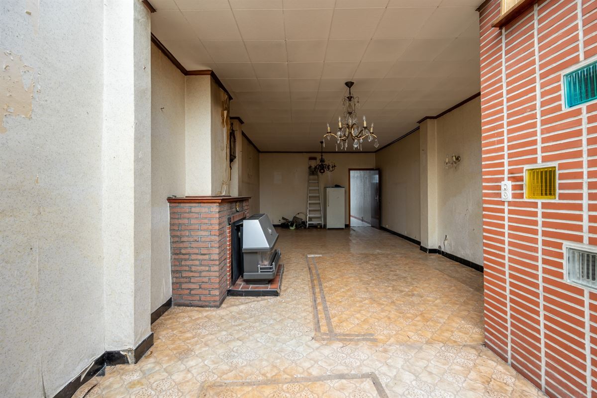 Te renoveren woning met tuin op toplocatie in Mechelen