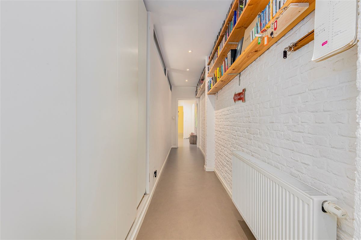 Uniek huis met winkel, atelier of bureel 
