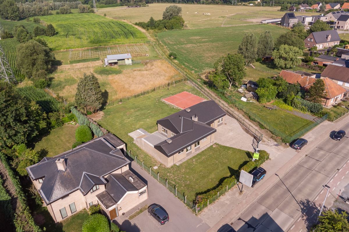 Bungalow op perceel van ca 1824m² in het groen