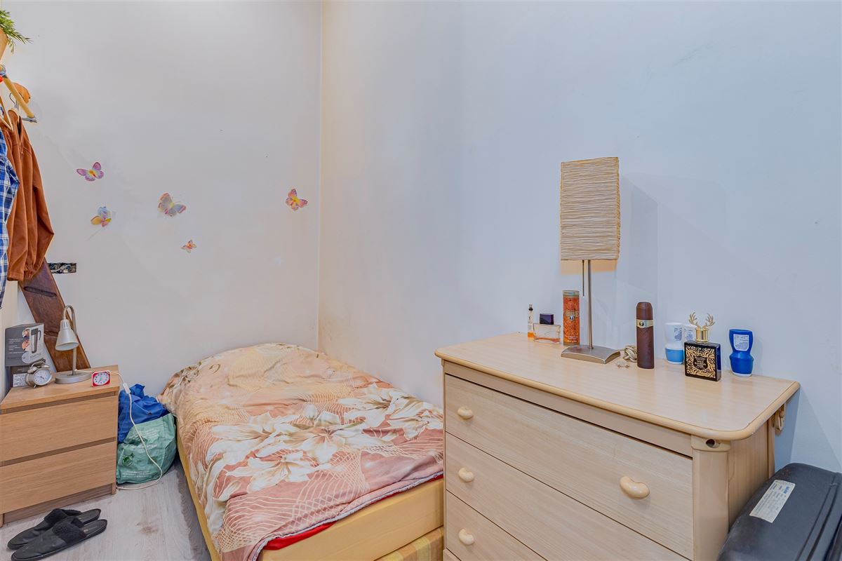 Woning opgedeeld in 4 verhuurde appartementen