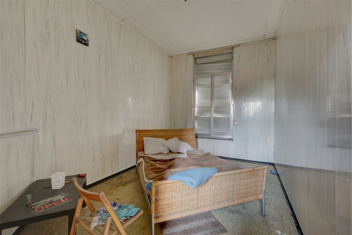 Te renoveren handelshuis op ideale locatie in Lier