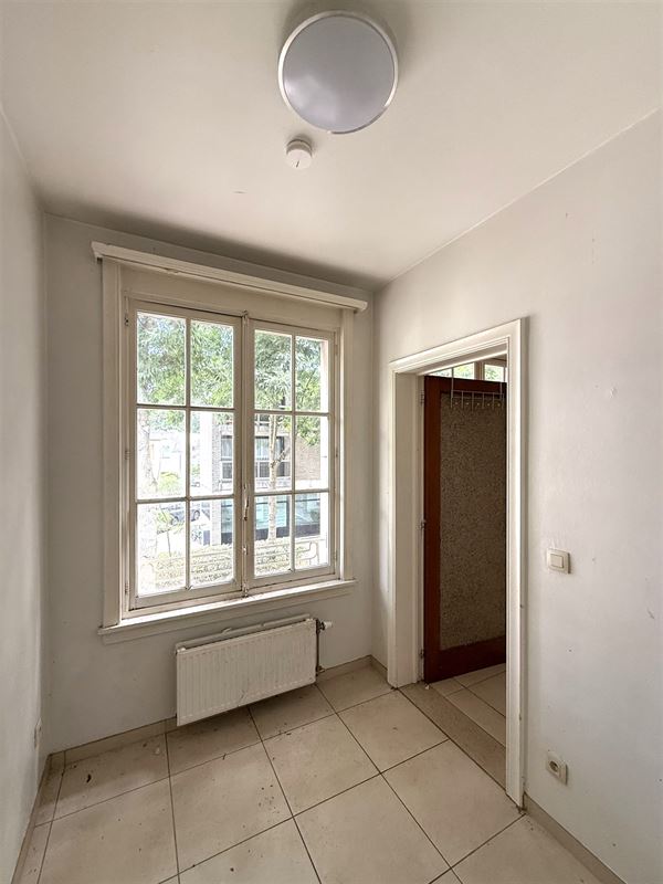 Opbrengsteigendom met 3 appartementen centrum Mortsel