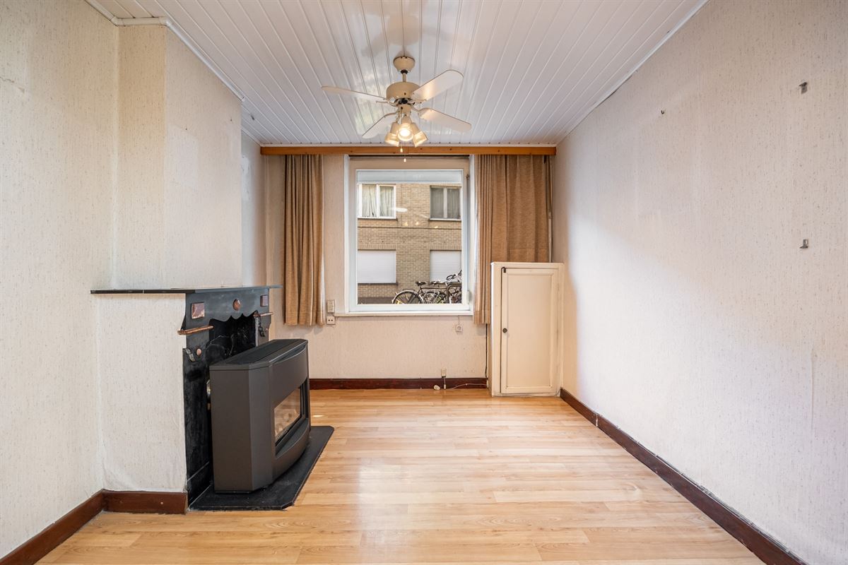 Te renoveren woning met opslagruimte in Mechelen