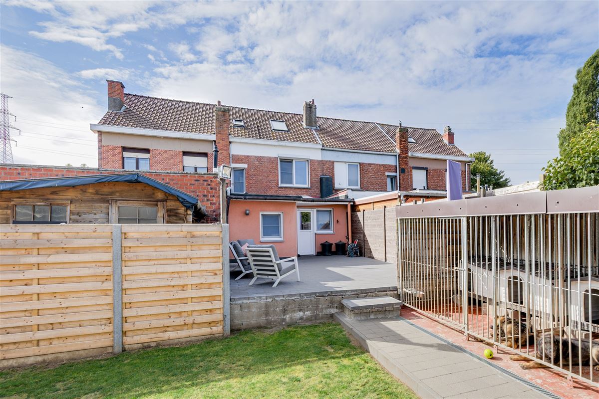 Instapklaar huis 4 slpk, tuin en garage te Ekeren