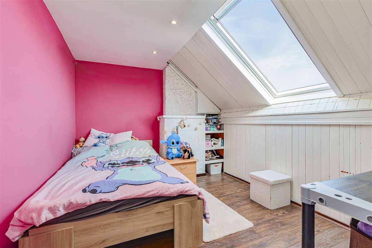 Instapklaar huis 4 slpk, tuin en garage te Ekeren