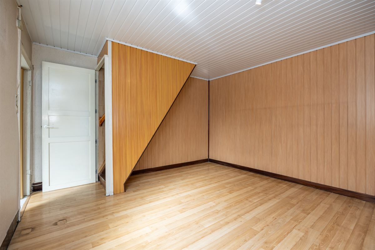 Te renoveren woning met opslagruimte in Mechelen