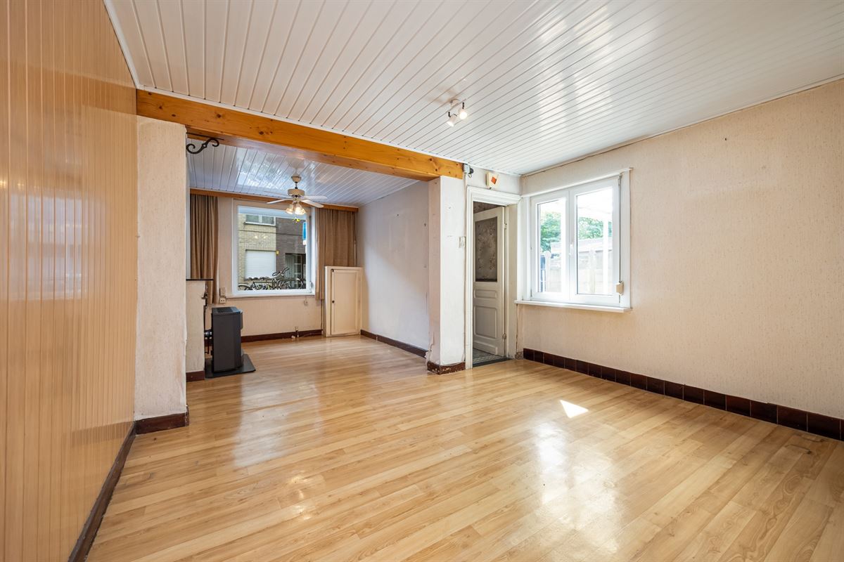 Te renoveren woning met opslagruimte in Mechelen