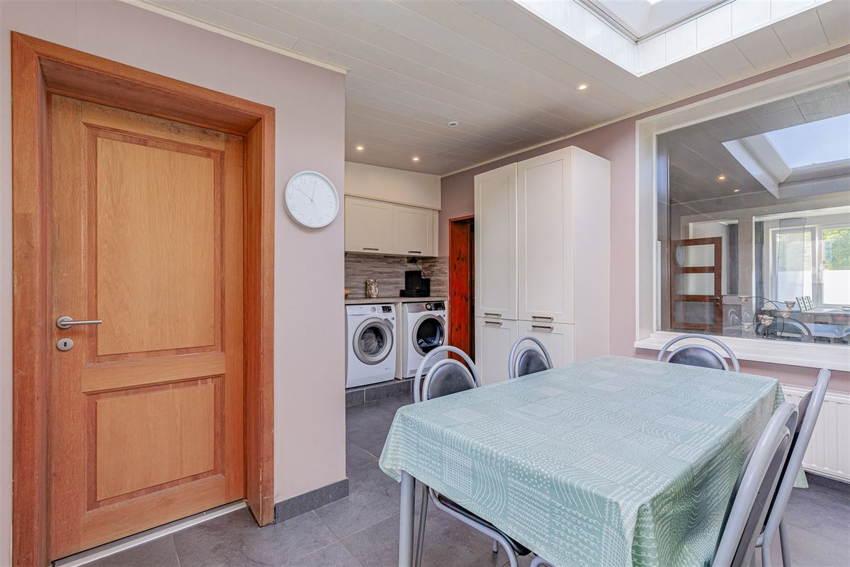 Instapklaar huis 4 slpk, tuin en garage te Ekeren