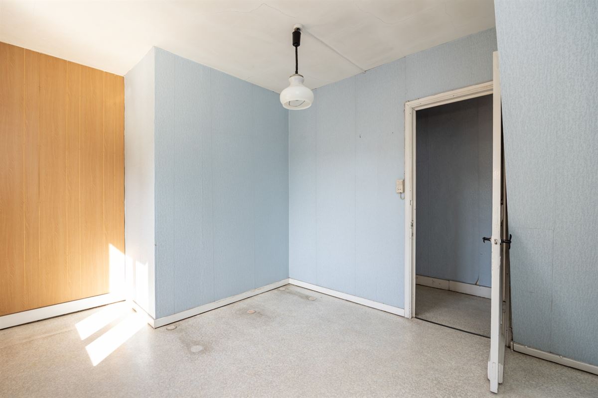 Te renoveren woning met opslagruimte in Mechelen