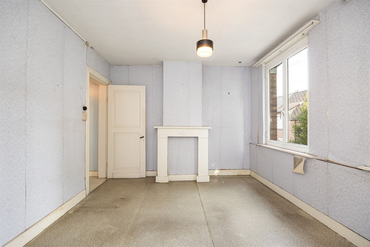 Te renoveren woning met opslagruimte in Mechelen