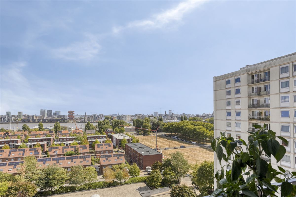 Verhuurd appartement met drie slpk en terras met prachtig uitzicht