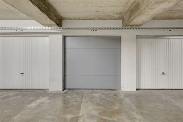 Garagebox op het Sporthalplein in centrum Wilrijk