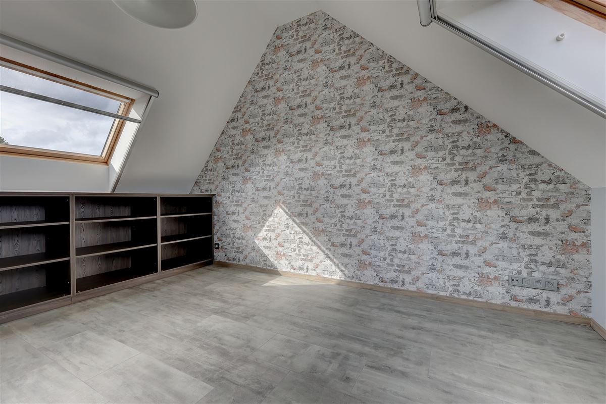 Duplex appartement met 3 slpk, terras en garagebox