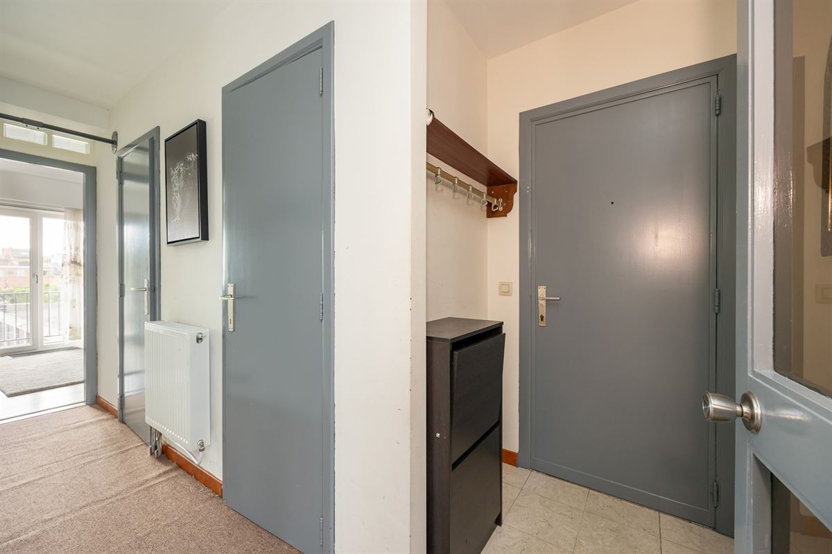 Gerenoveerd appartement met 2 slaapkamers en terras