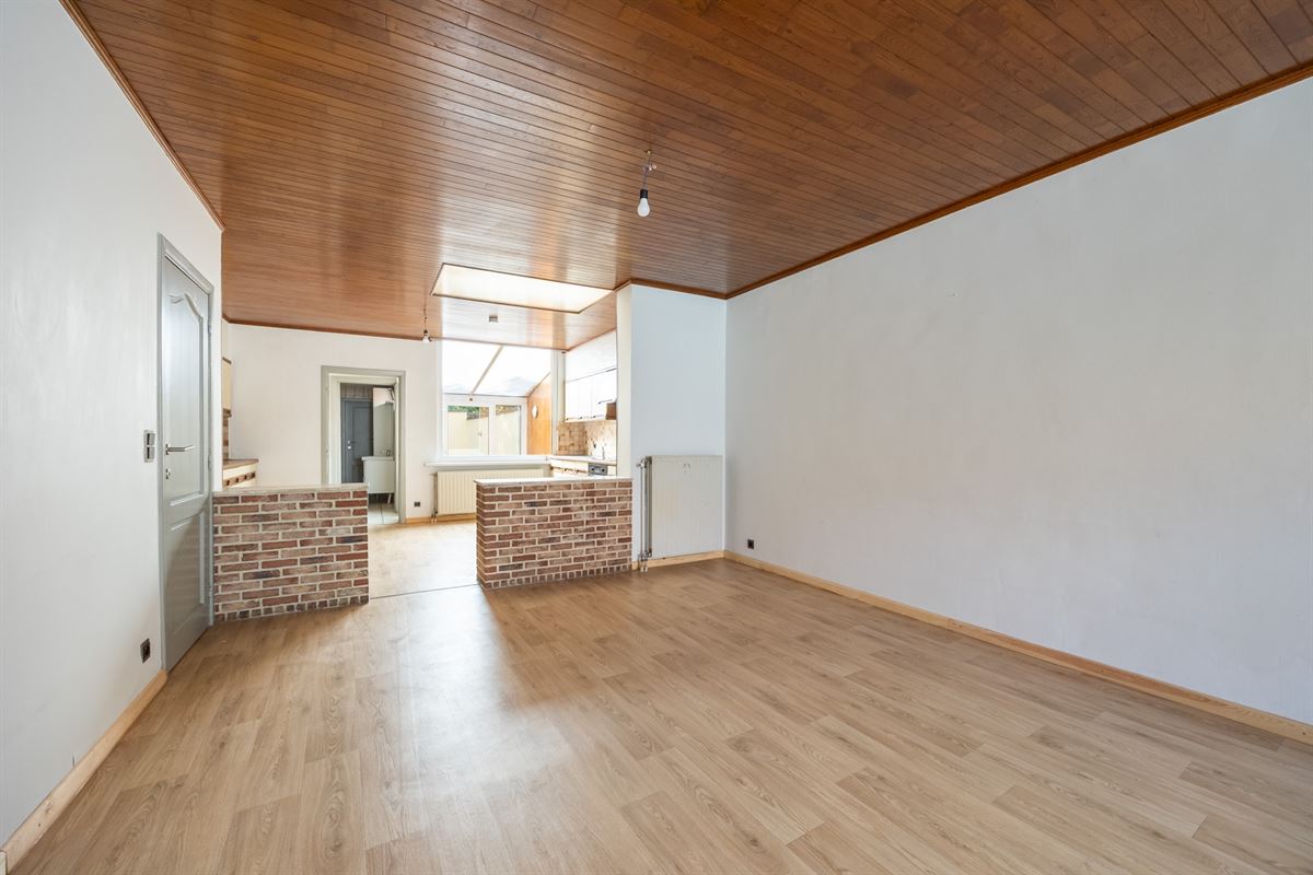 Ruime gezinswoning met vier slaapkamers en tuin