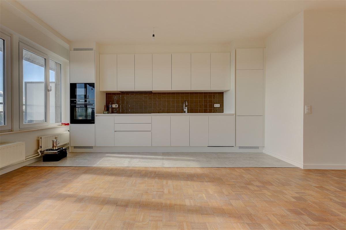 Knap gerenoveerd appartement met 2 slaapkamers en terras