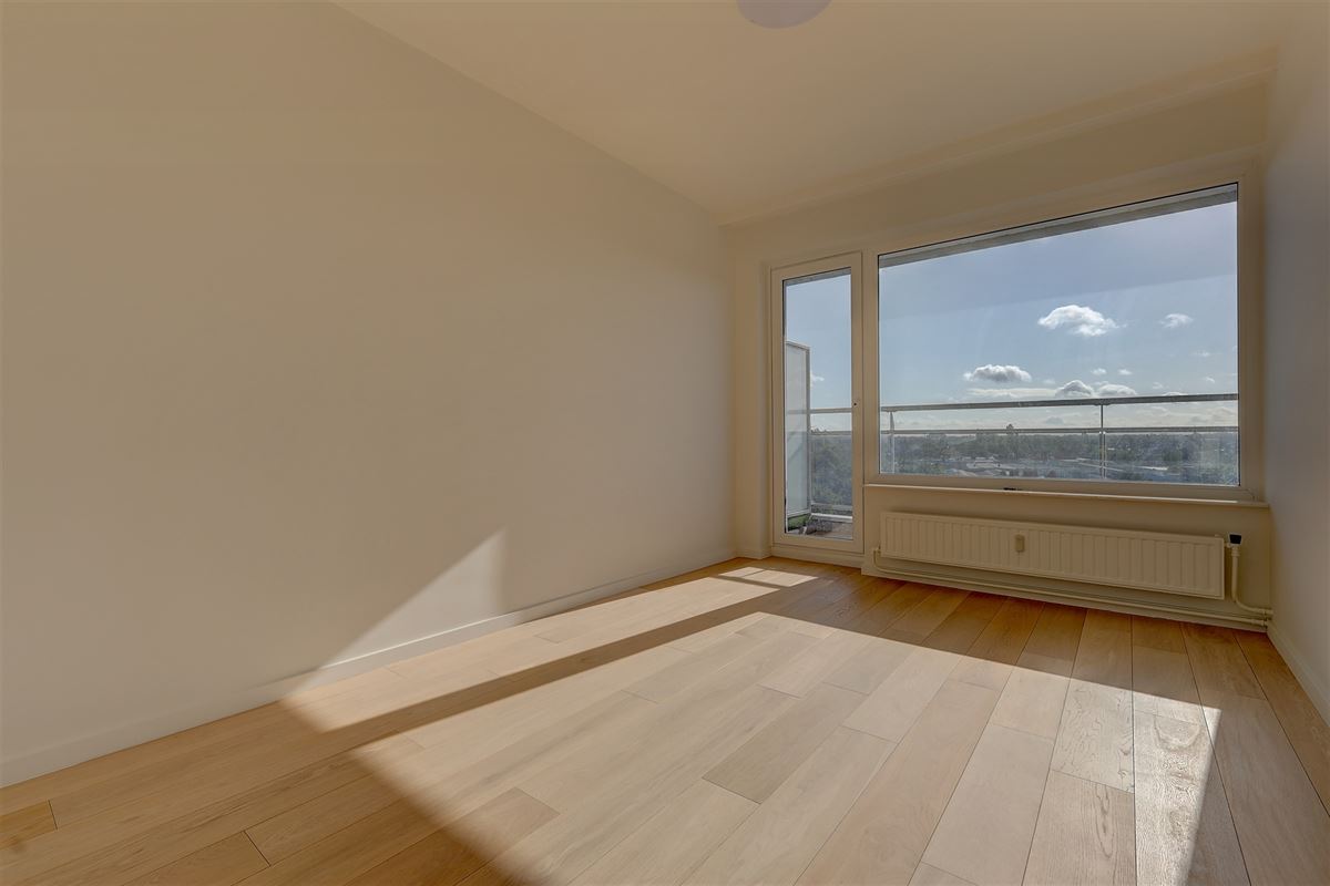 Knap gerenoveerd appartement met 2 slaapkamers en terras