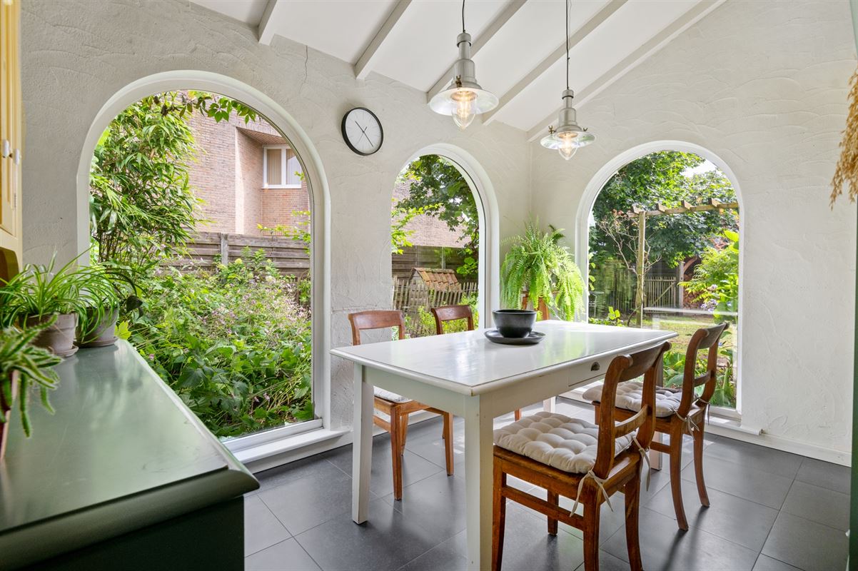 Pure landelijke woning met 3 slpks en mooi bijgebouw.