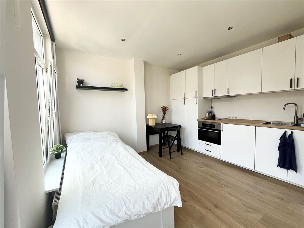 Studio op toplocatie aan het Marnixplein.