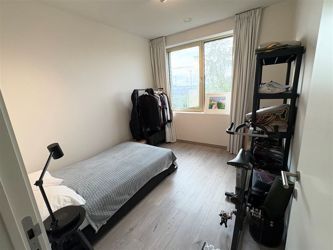 Modern appartement met zicht op het Houtdok en Havenhuis.