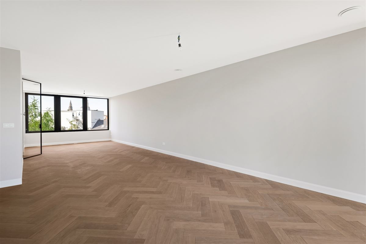 Duplex of triplex penthouse met 3 terrassen en 2 tot 3 slaapkamers.