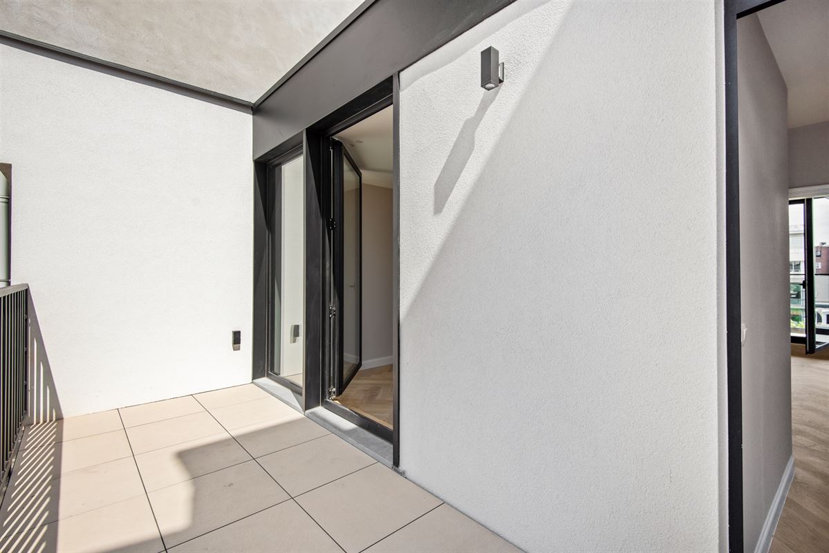 Duplex of triplex penthouse met 3 terrassen en 2 tot 3 slaapkamers.