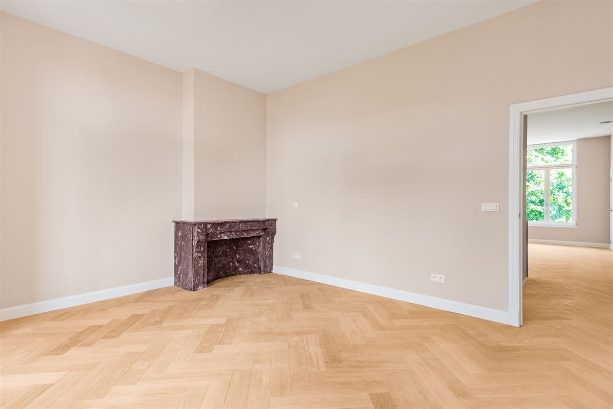 Appartement met 2 slpks op de 2de verdieping met terras op het Westen.
