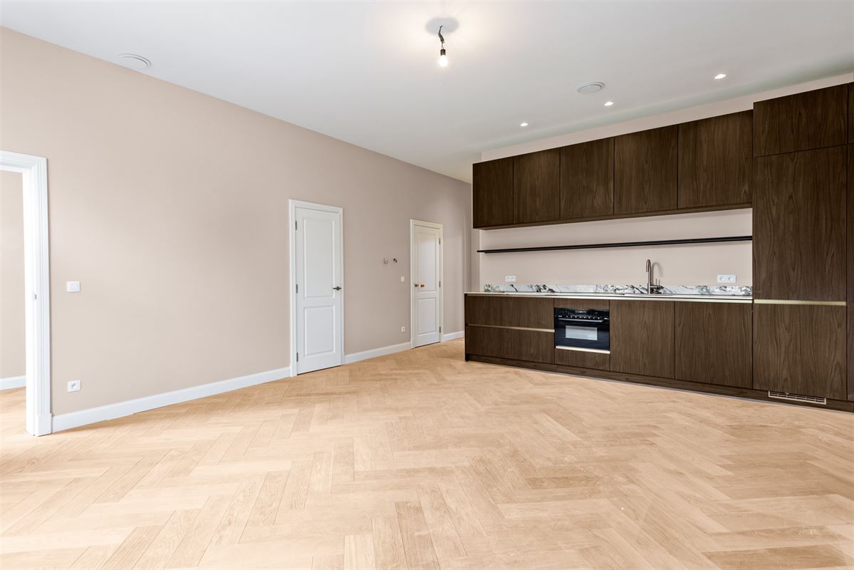 Appartement met 2 slpks op de 2de verdieping met terras op het Westen.