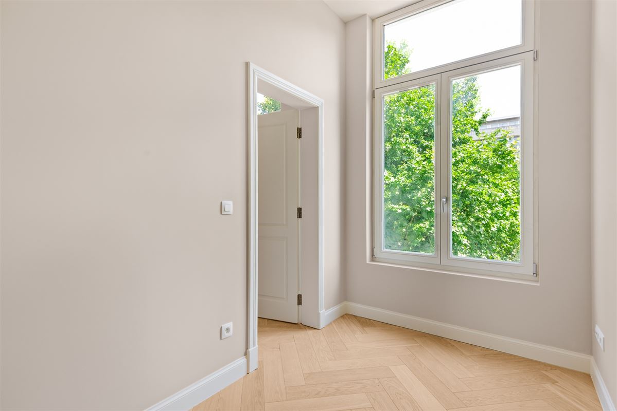 Appartement met 2 slpks op de 2de verdieping met terras op het Westen.
