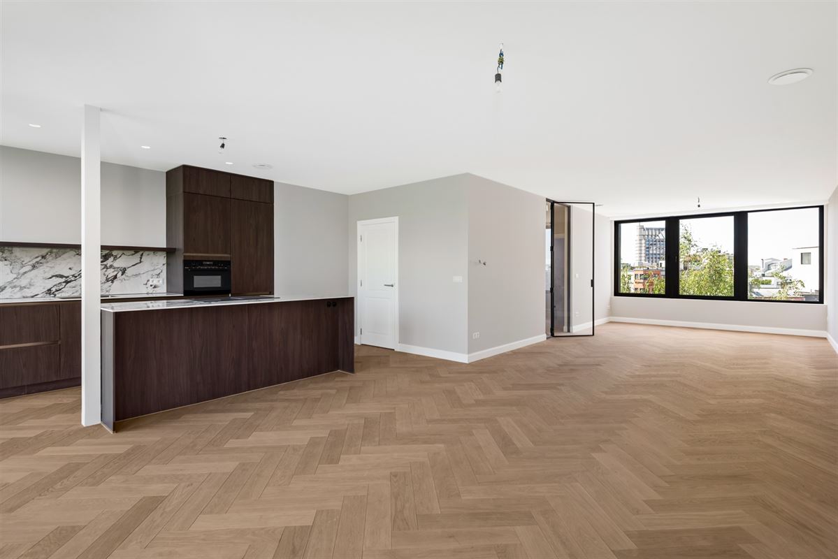 Duplex of triplex penthouse met 3 terrassen en 2 tot 3 slaapkamers.