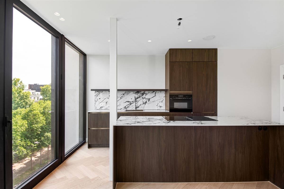 Duplex of triplex penthouse met 3 terrassen en 2 tot 3 slaapkamers.