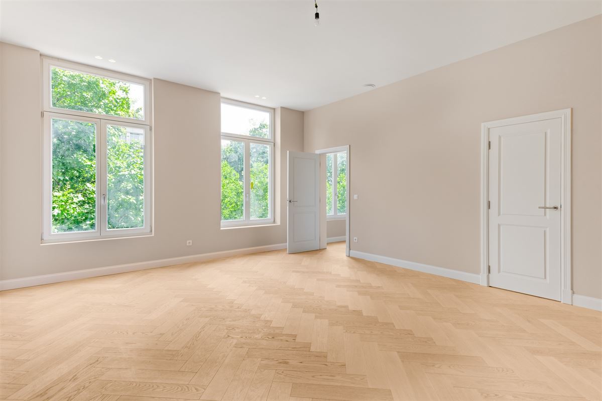 Appartement met 2 slpks op de 2de verdieping met terras op het Westen.