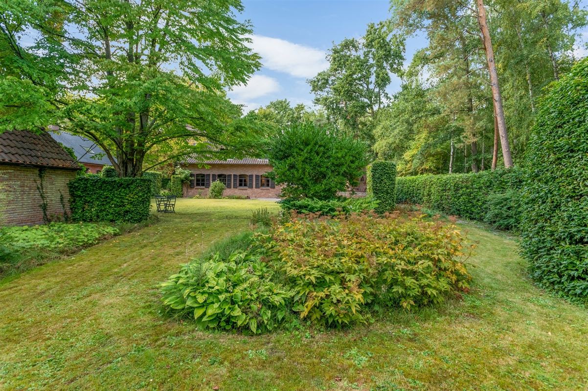 Charmante landelijke villa met 4 slaapkamers in Koningshof.