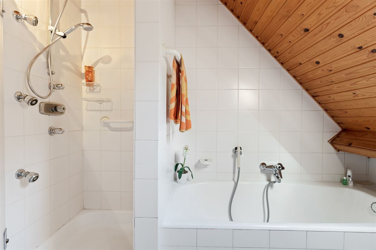Charmante landelijke villa met 4 slaapkamers in Koningshof.