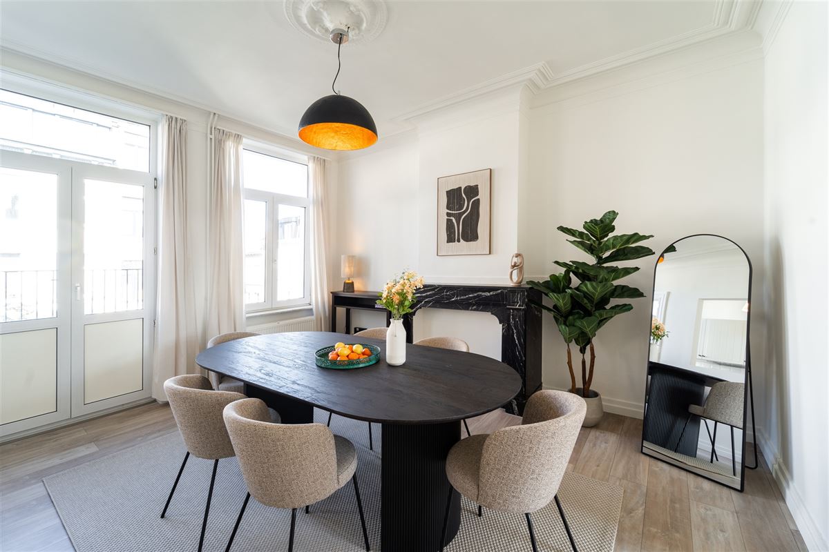 Gemeubeld appartement met terras – huurprijs all-inclusive.