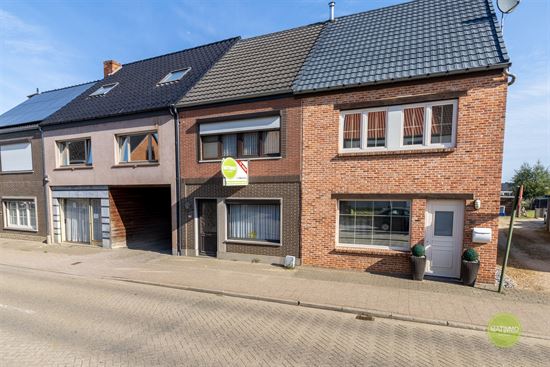 Te renoveren gezinswoning nabij het centrum van Meerhout