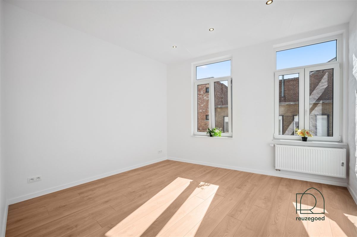 Instapklare, volledig gerenoveerde woning met 3 slaapkamers