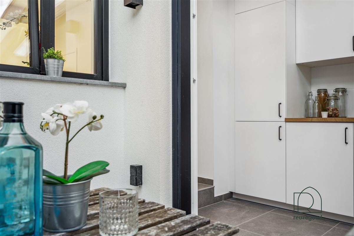 Instapklare, volledig gerenoveerde woning met 3 slaapkamers