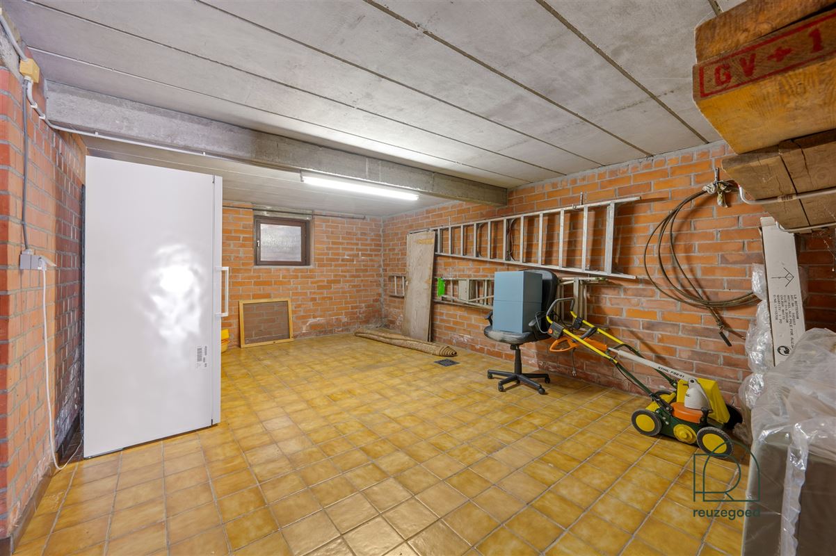 Charmante gelijkvloerse villa in Korbeek-Lo met ruime tuin en onderkeldering