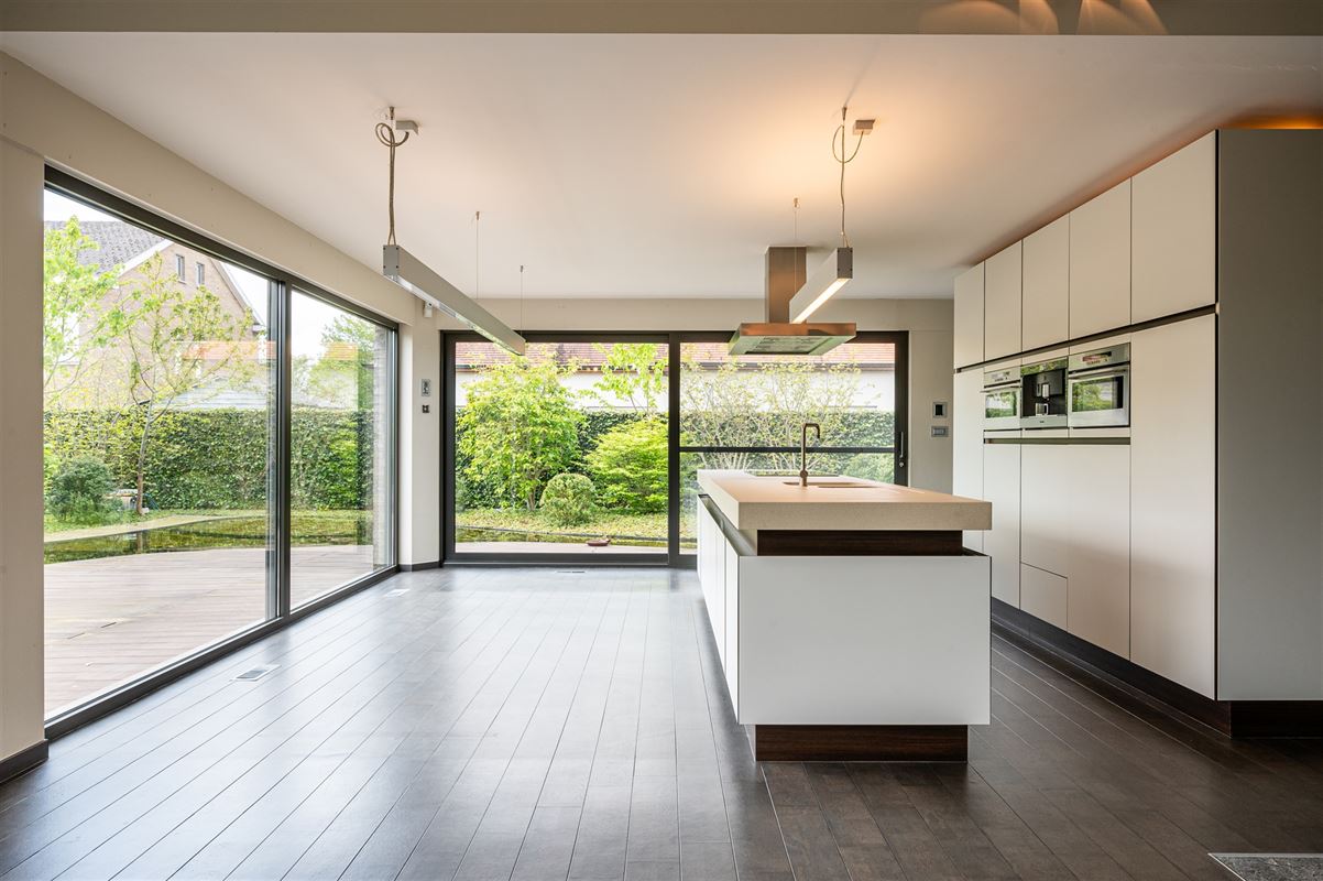 Moderne villa met 4 slaapkamers