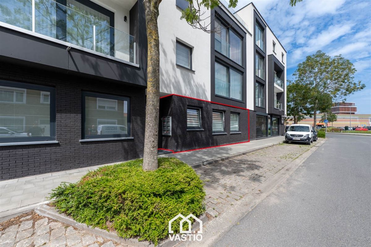 Modern gelijkvloers appartement met groot terras