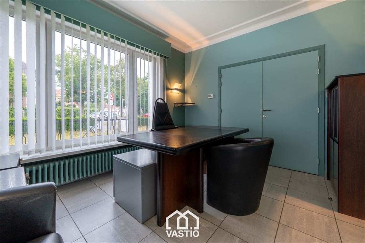 Uniek pand met praktijk en duplexappartement in Gent