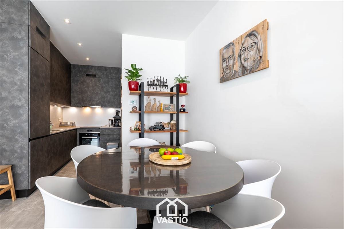 Modern gelijkvloers appartement met groot terras
