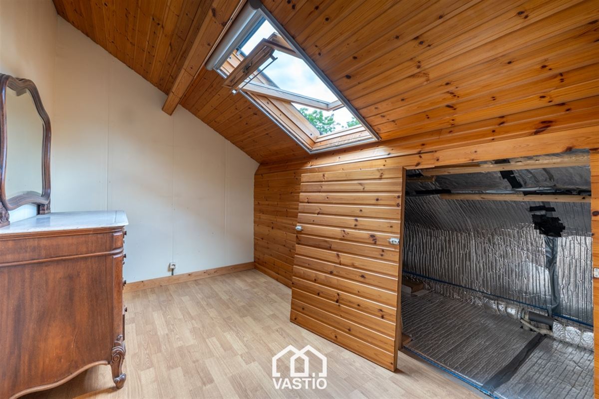 Woning met tuin en 4 slpks nabij AZ Alma