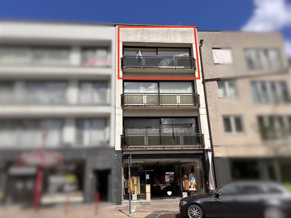 LICHTRIJK APPARTEMENT IN HET CENTRUM VAN RONSE