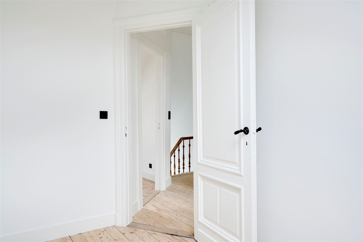 Energetisch gerenoveerde woning met 5 slaapkamers nabij Hof Van Leysen