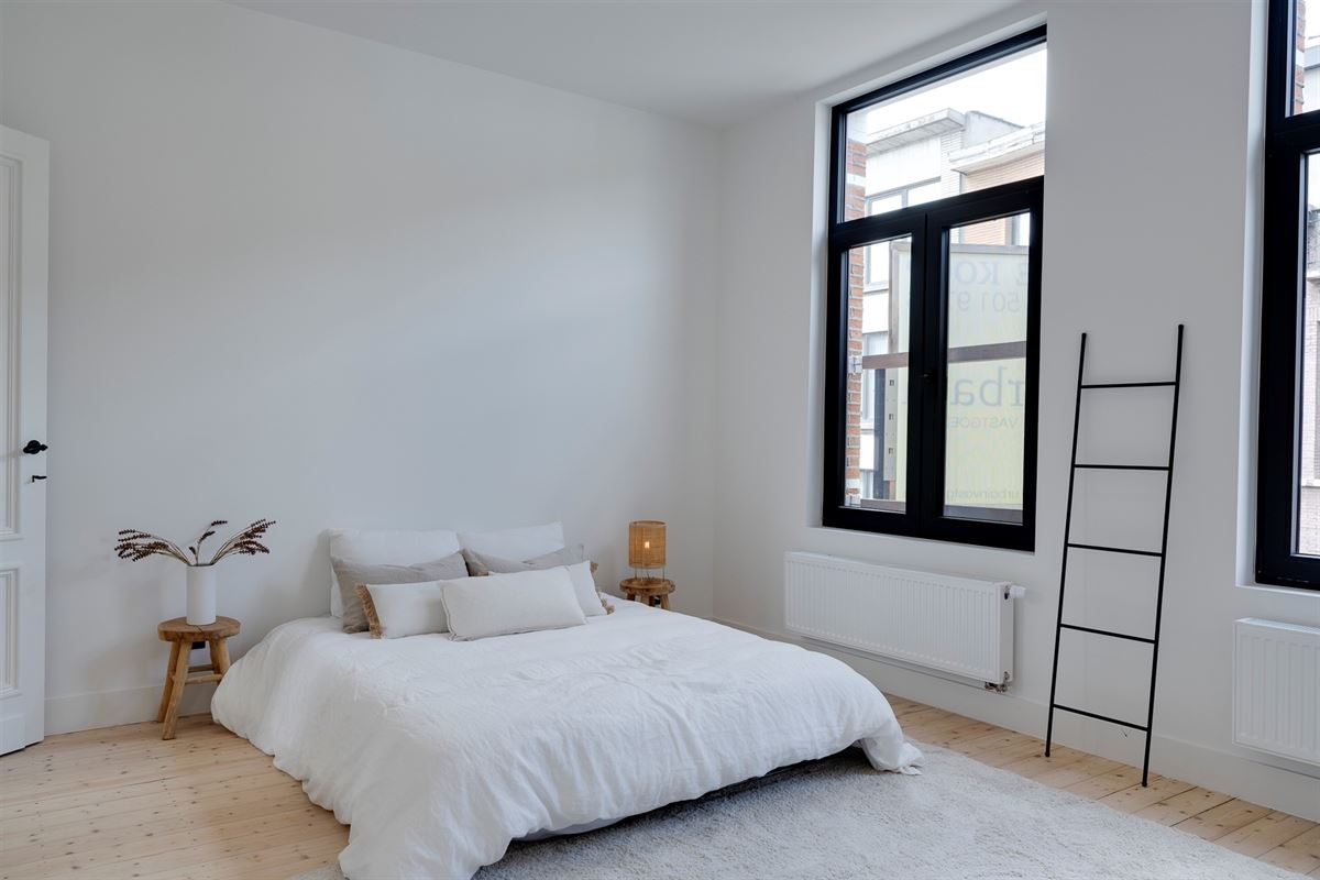 Energetisch gerenoveerde woning met 5 slaapkamers nabij Hof Van Leysen
