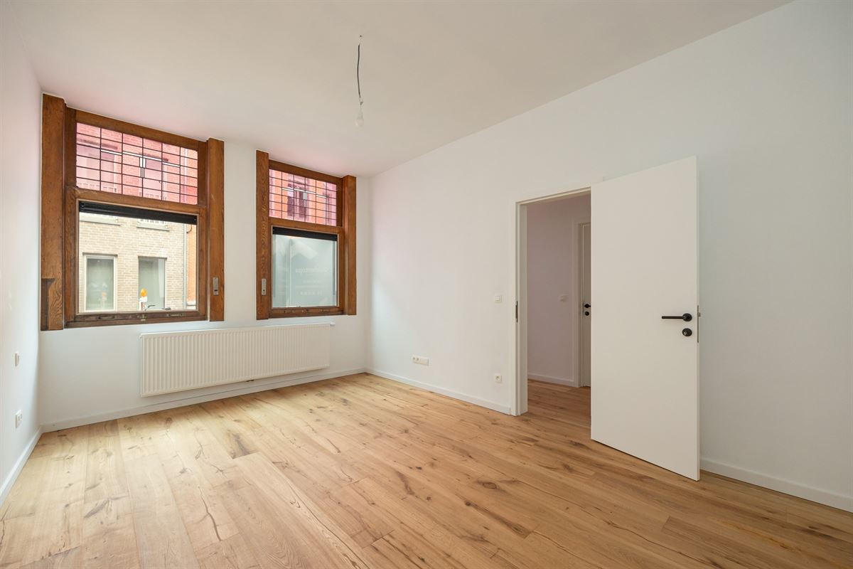 Gerenoveerd appartement met uniek bijgebouw op toplocatie in Lier