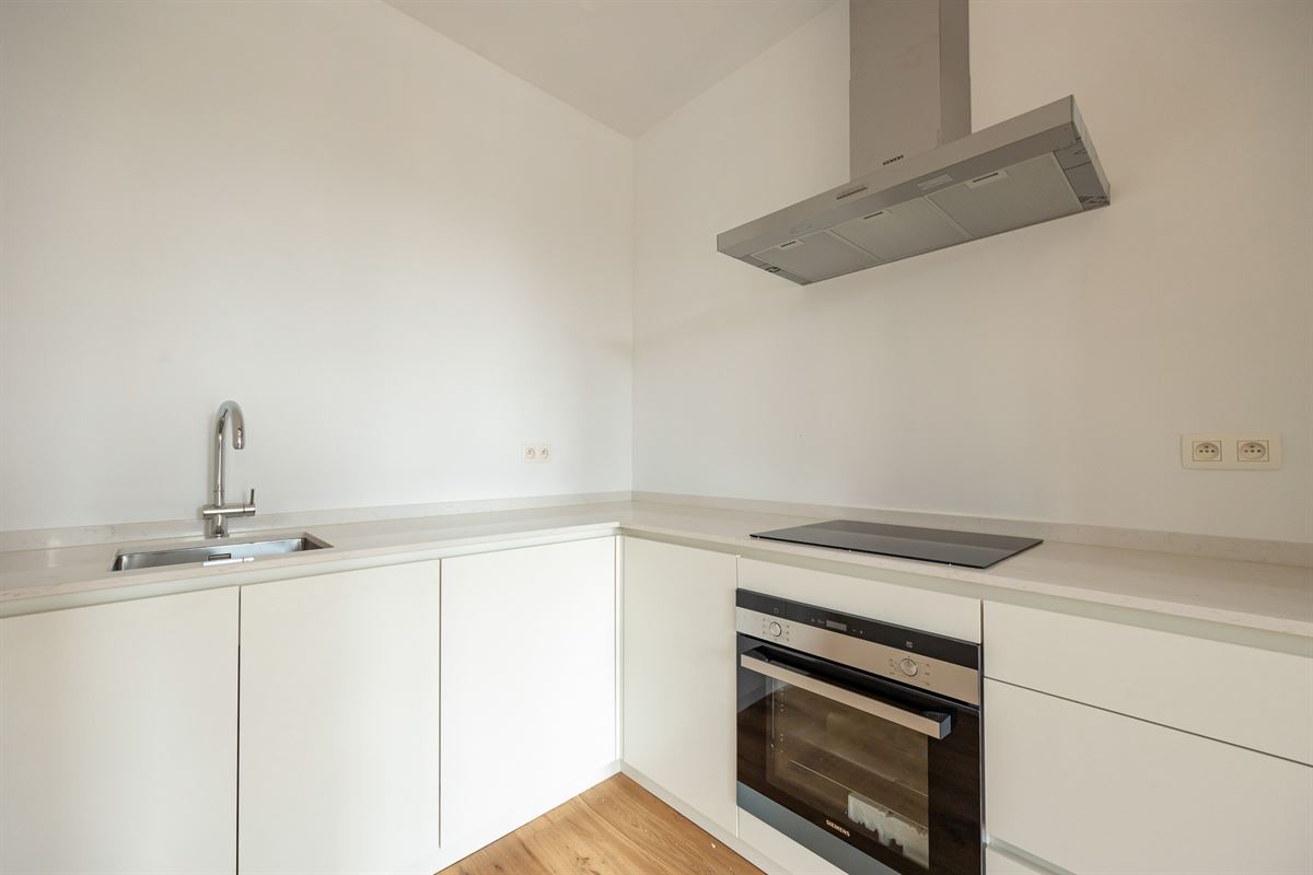 Gerenoveerd appartement met zonovergoten dakterras op toplocatie in Lier